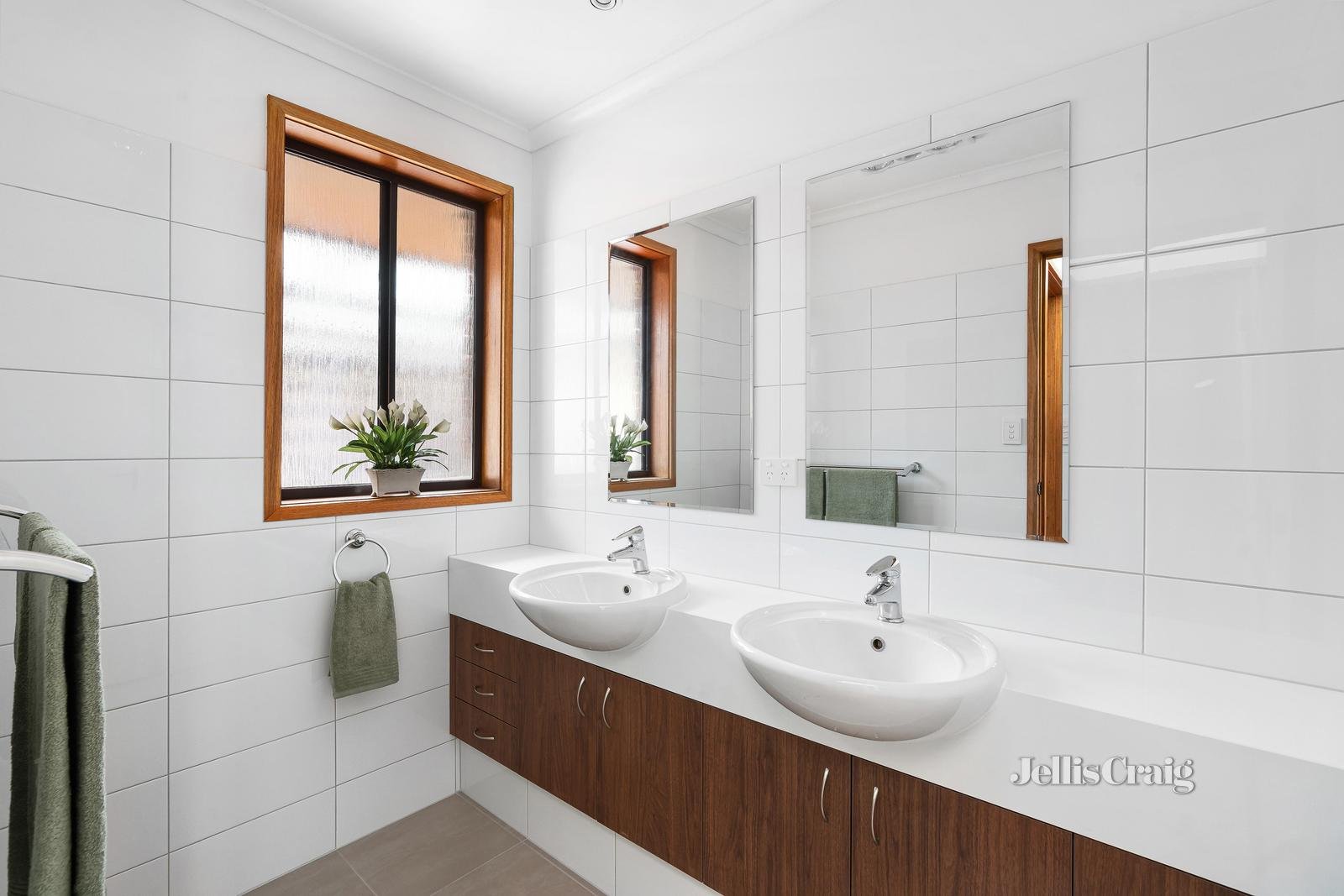 2 Eagles Nest Road, Arthurs Creek image 11