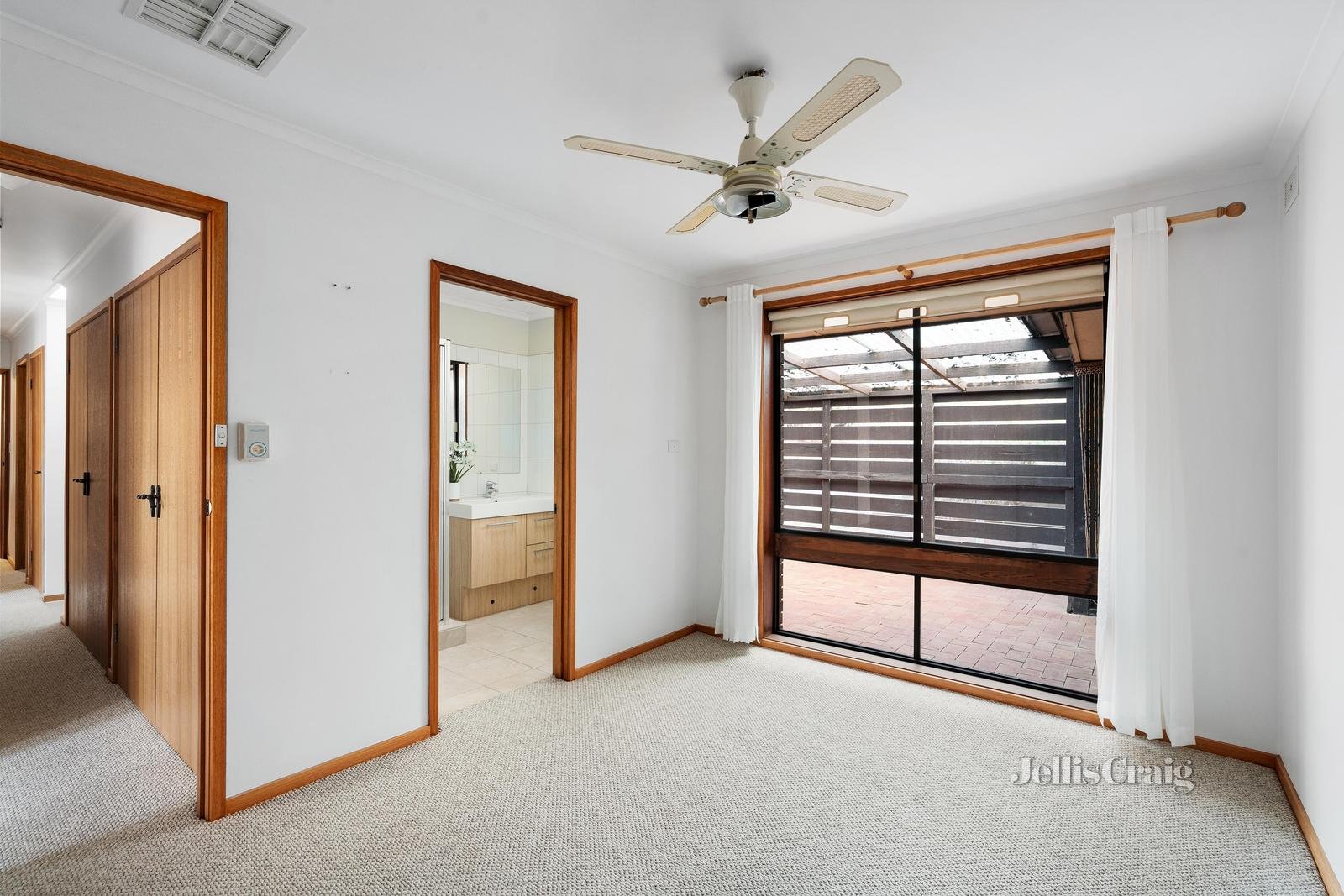 2 Eagles Nest Road, Arthurs Creek image 12
