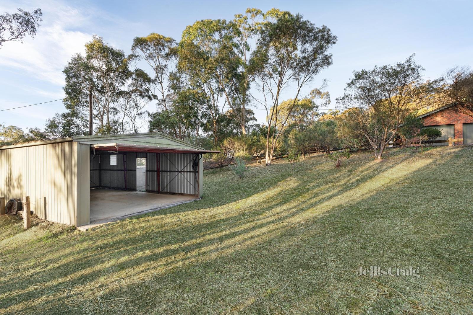 2 Eagles Nest Road, Arthurs Creek image 15