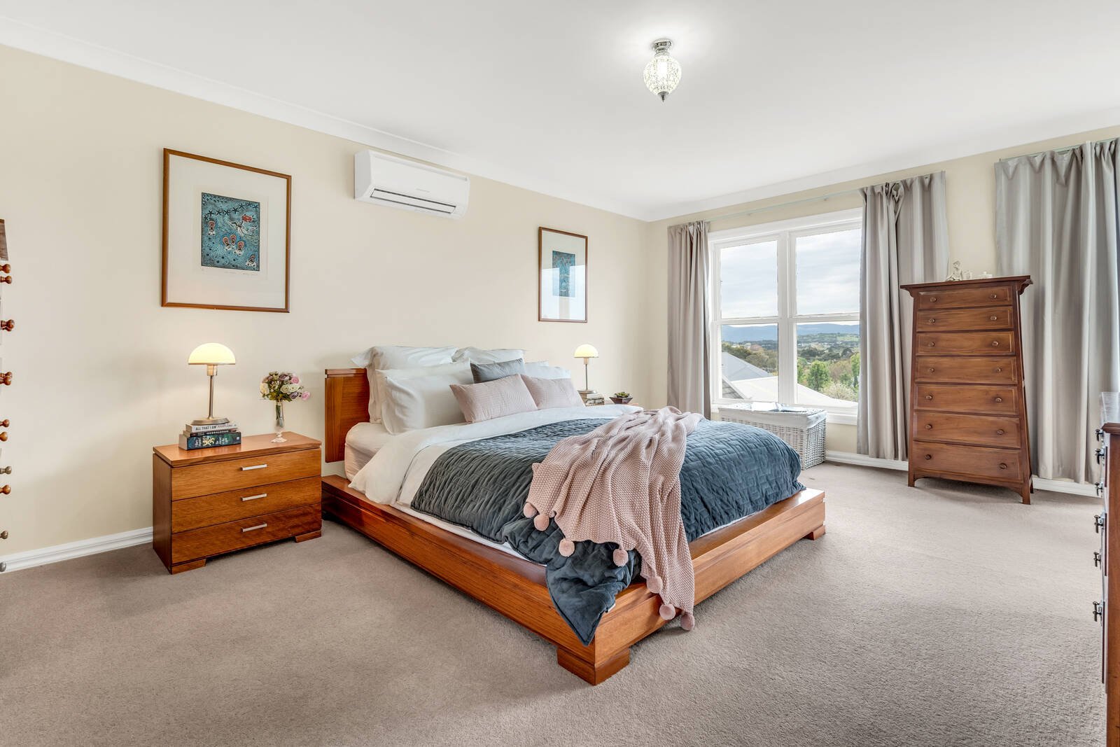 Property Gallery Thumbnail 11