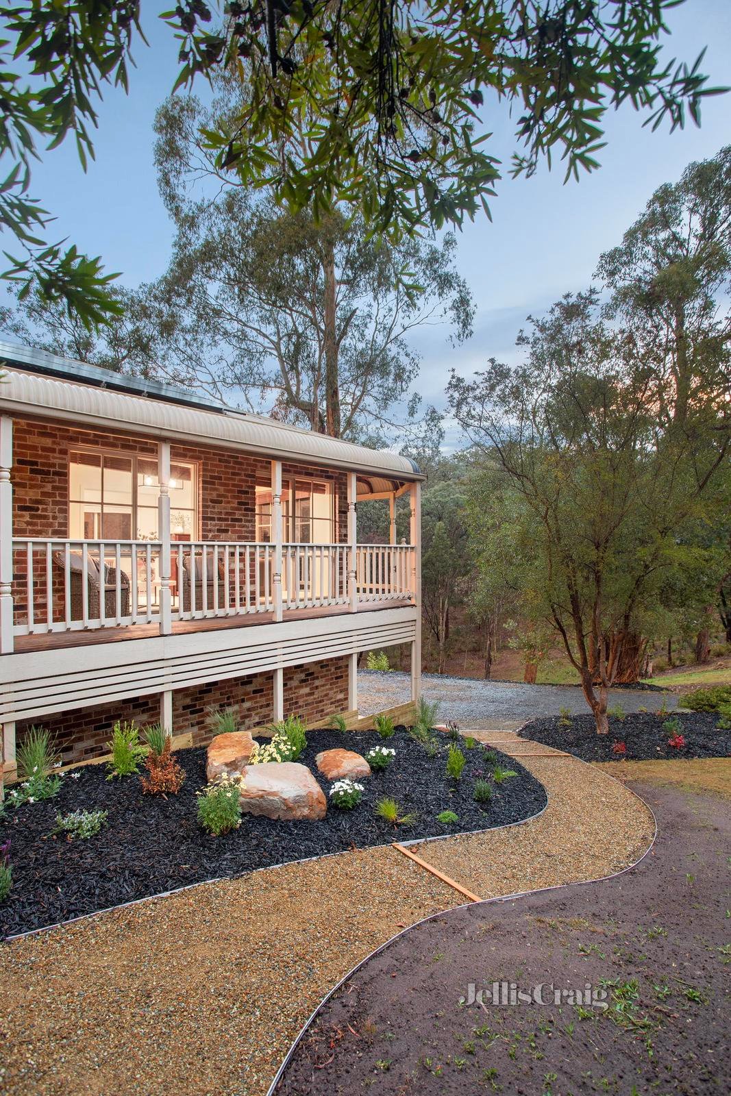 2 Eden Valley Road, Warranwood image 3