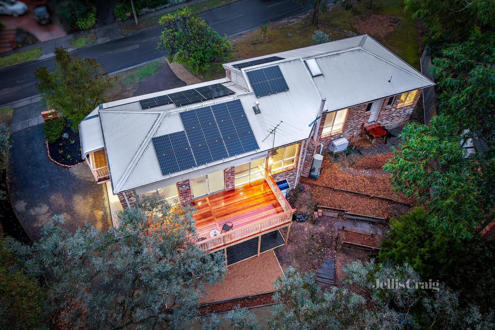 2 Eden Valley Road, Warranwood image 17