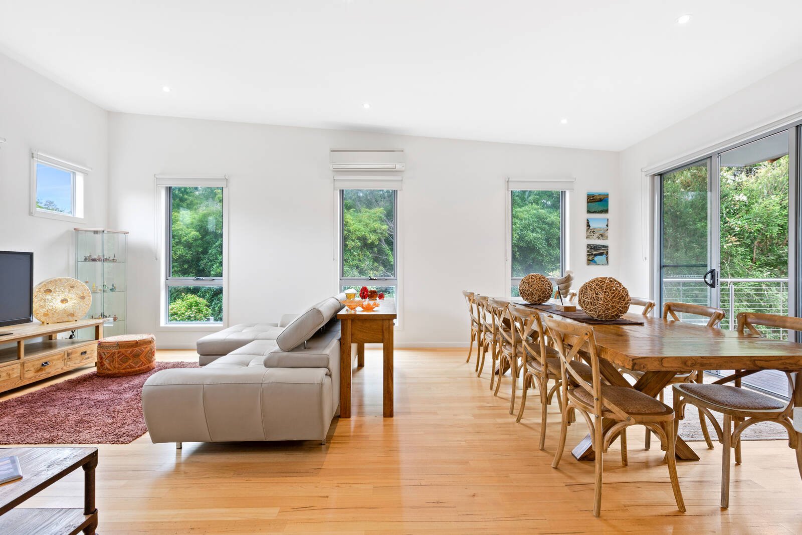 Property Gallery Thumbnail 6