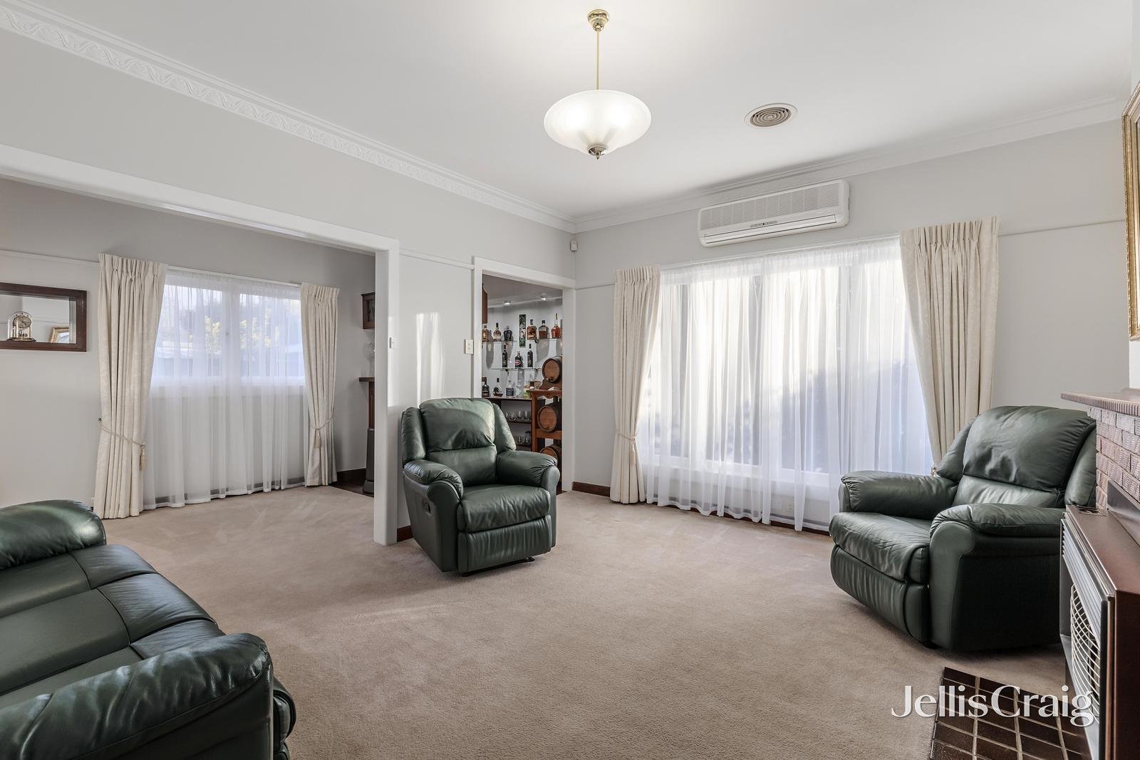 2 Edith Avenue, Nunawading image 3