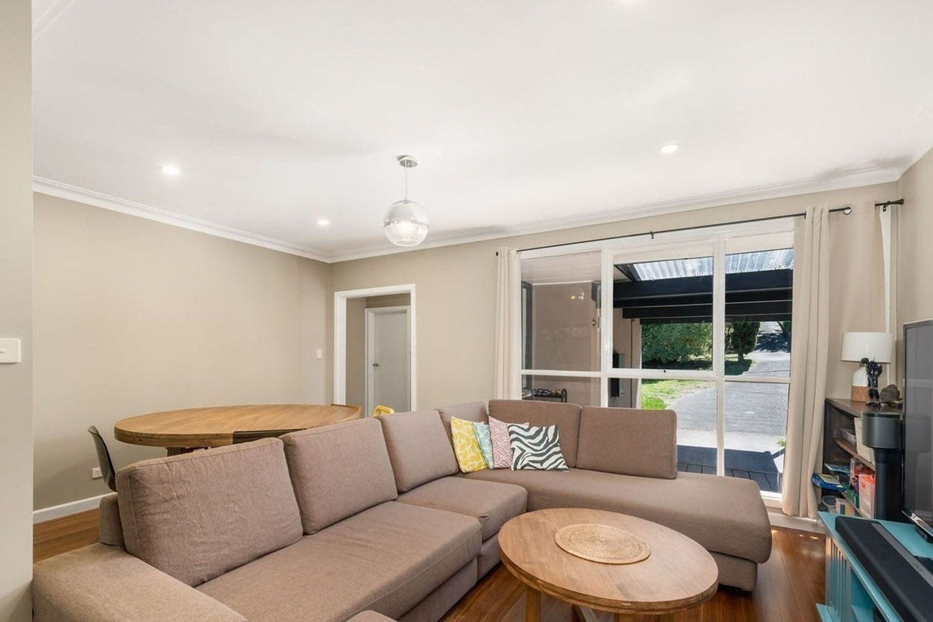 2 Efron Street, Nunawading image 2