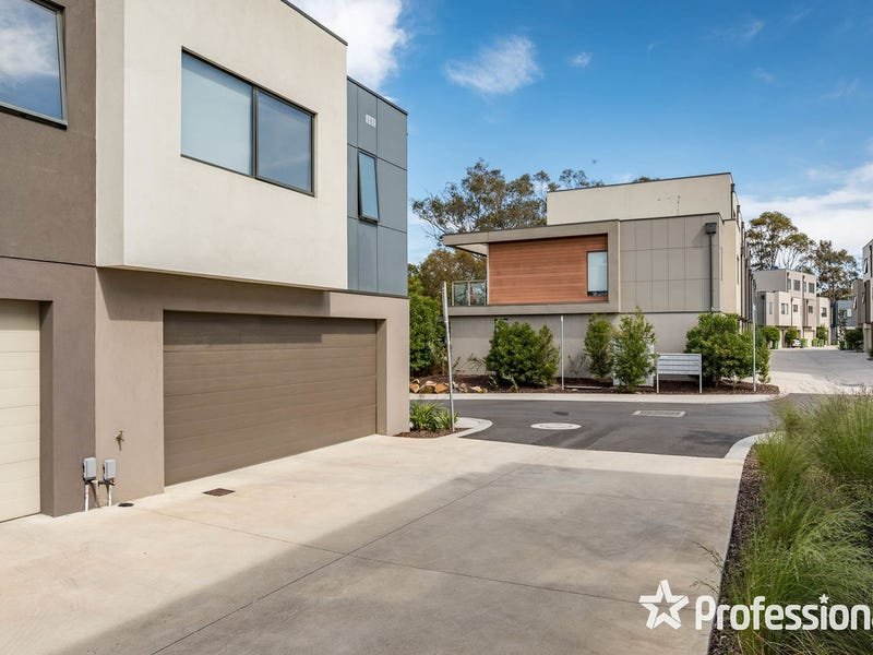 2 English Close, Mooroolbark image 10