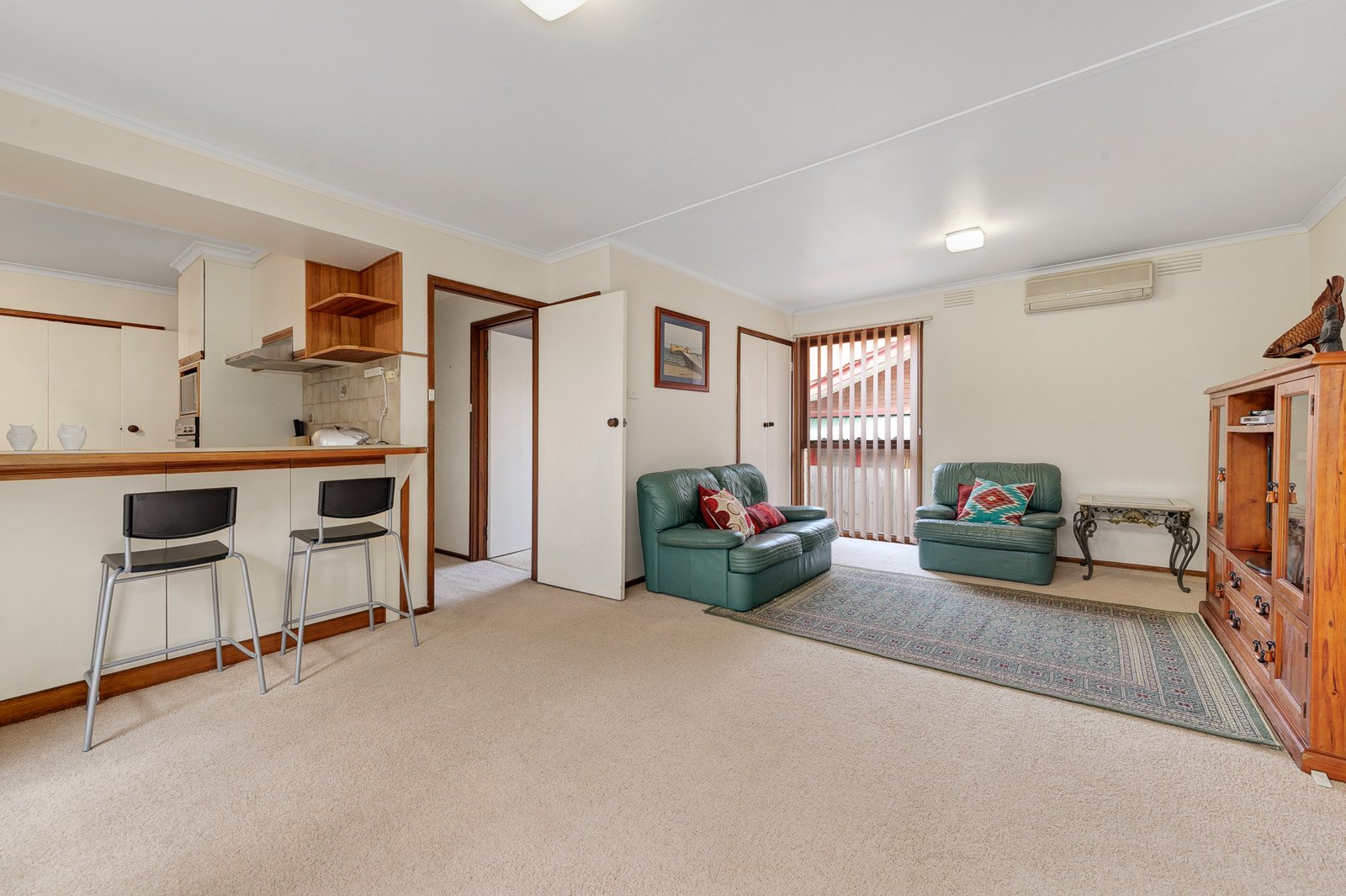 2 Esperance Road, Mount Waverley image 5