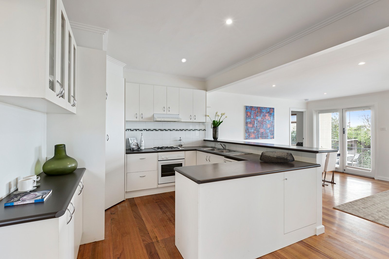 2 Faelen Street, Burwood image 4