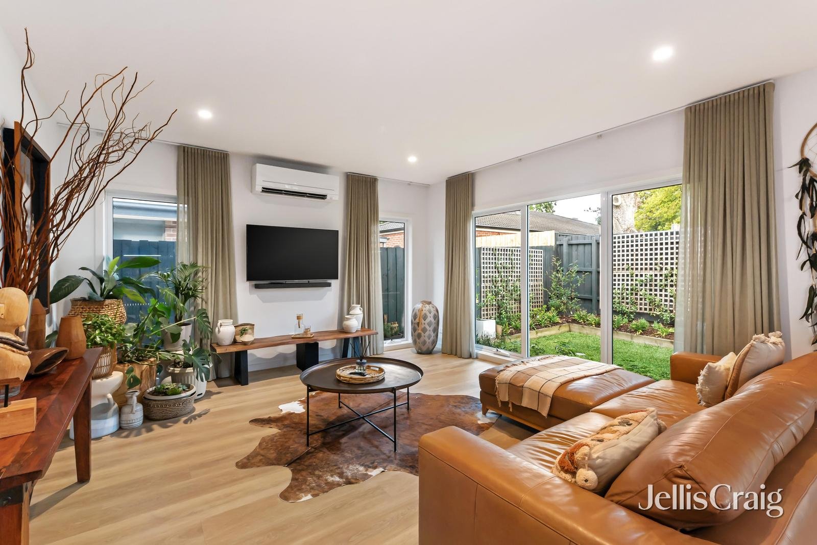 2 Farnley Street, Croydon image 2