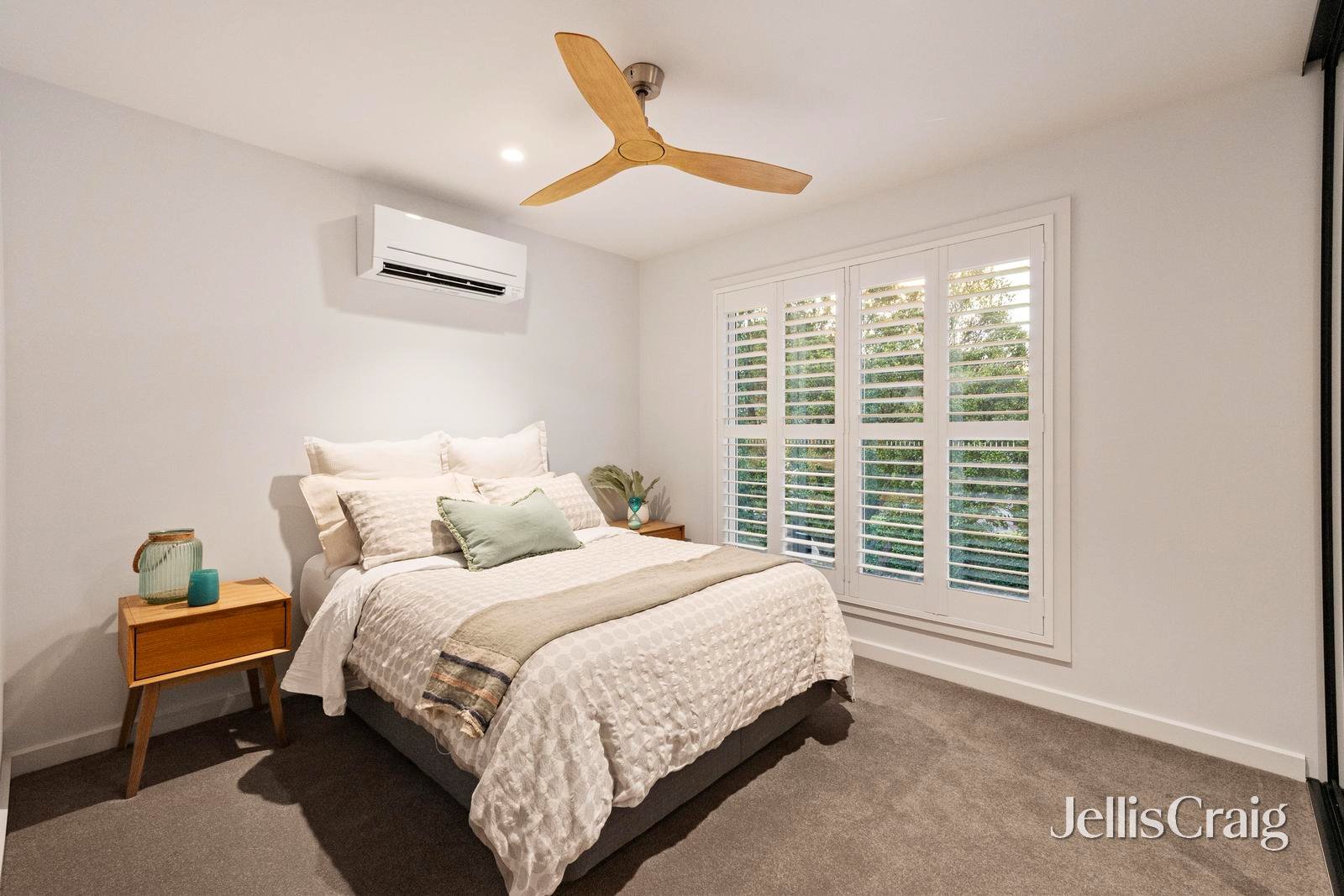 2 Farnley Street, Croydon image 14