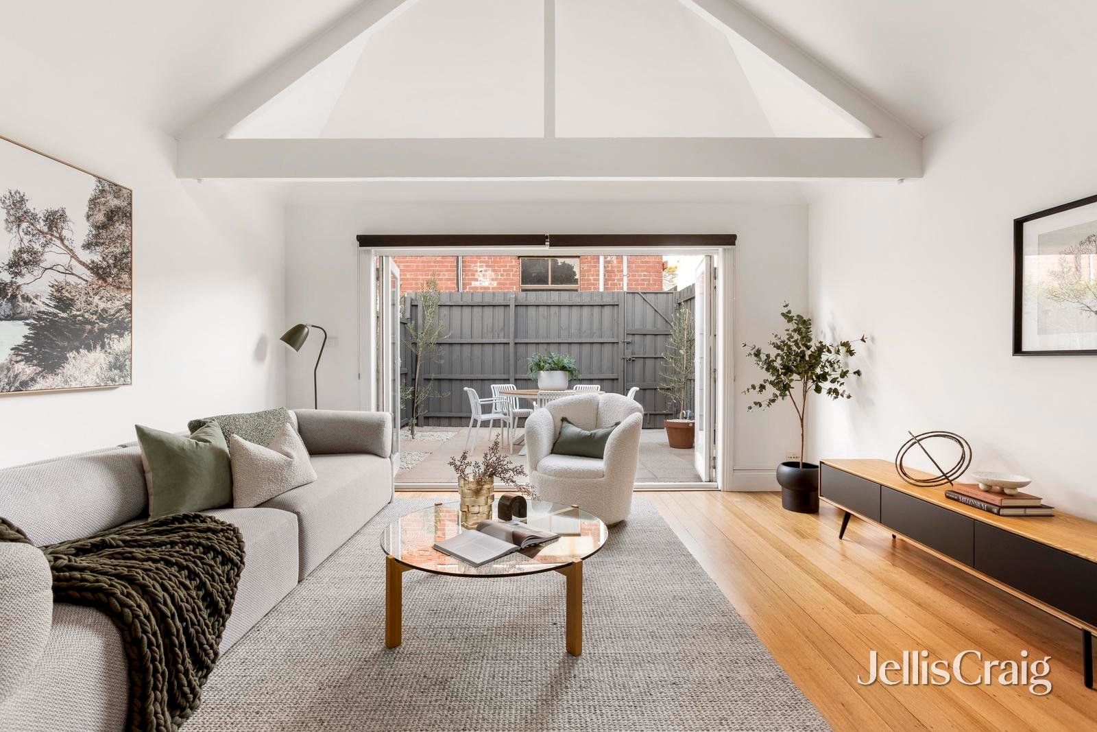 2 Faussett Street, Albert&nbsp;Park image 2