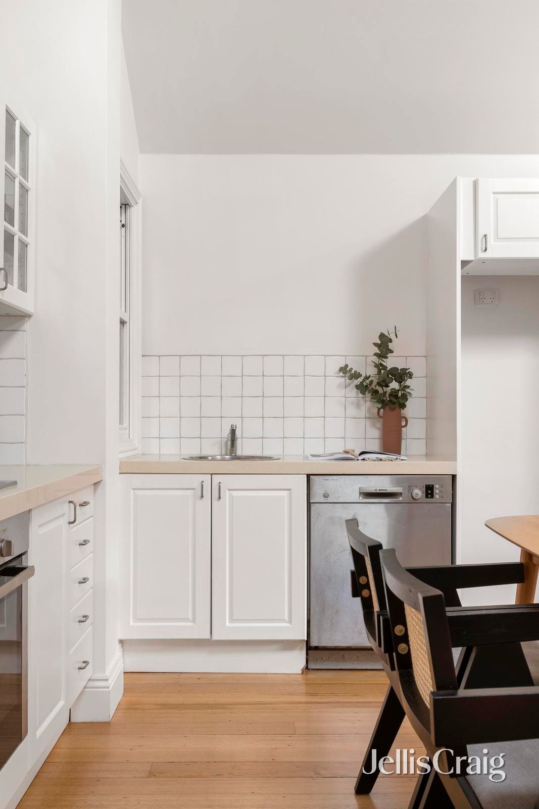 2 Faussett Street, Albert&nbsp;Park image 8