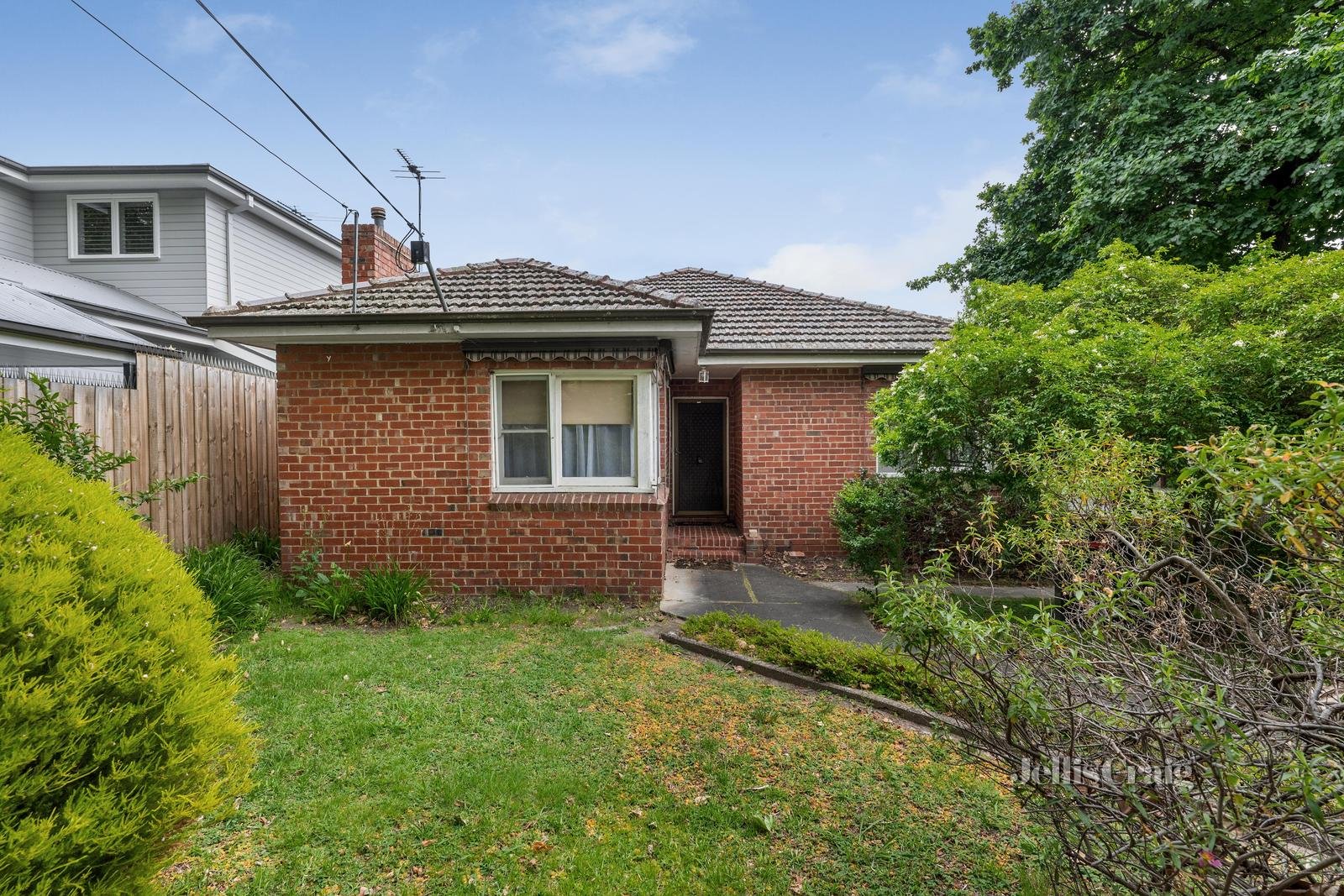 2 Fellows Street, Mitcham image 1