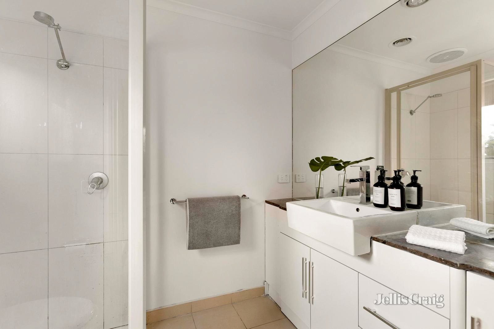 2 Ferguson Street, Kew image 14