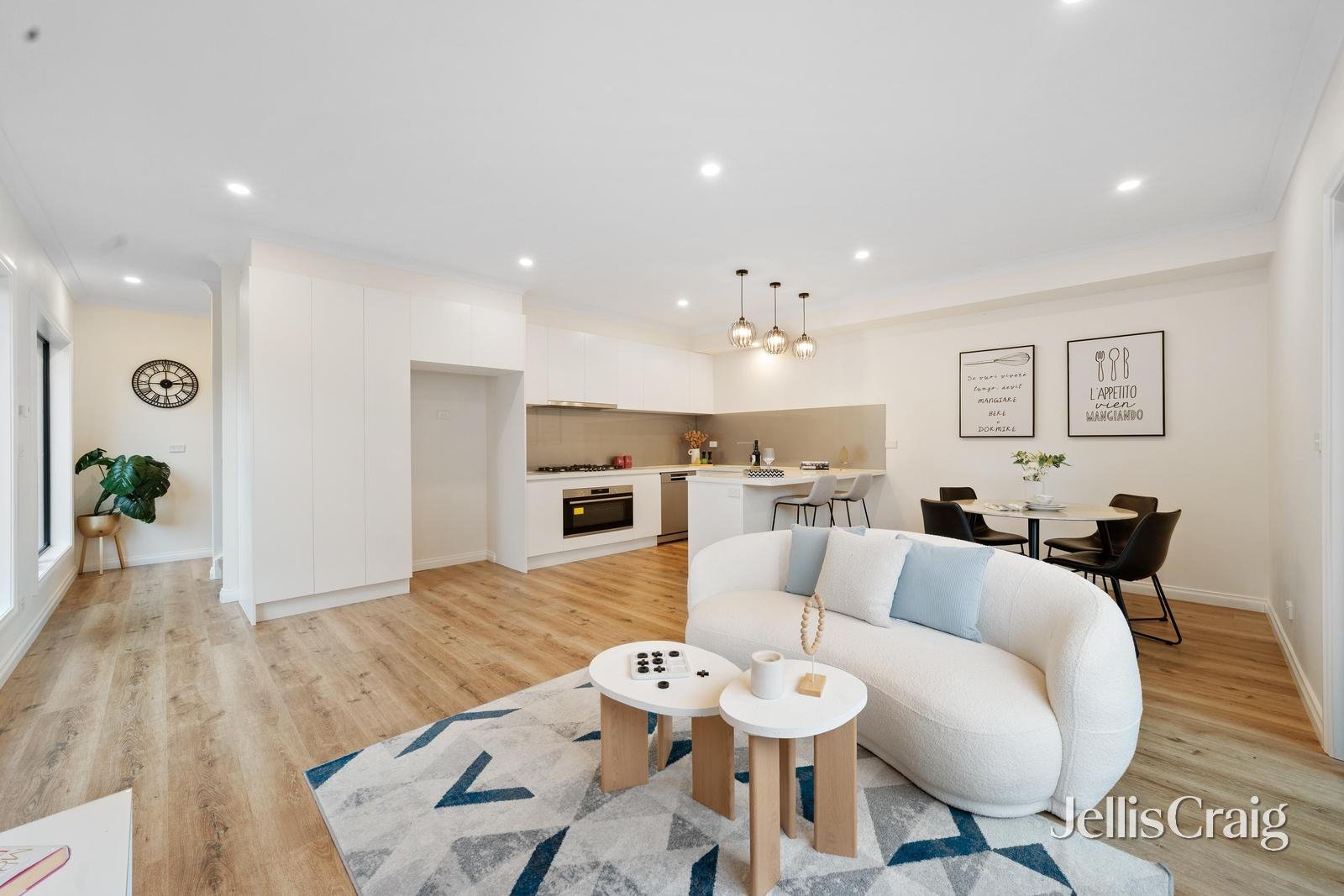 2 Ferguson Street, Mitcham image 3