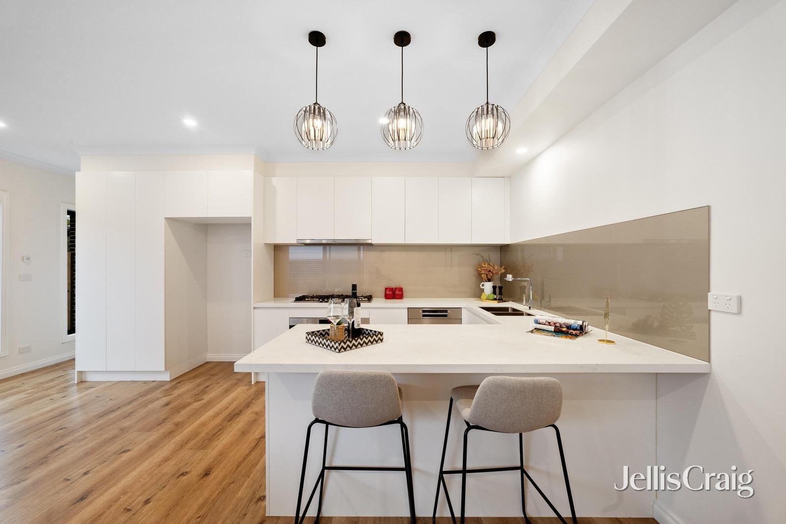 2 Ferguson Street, Mitcham image 4