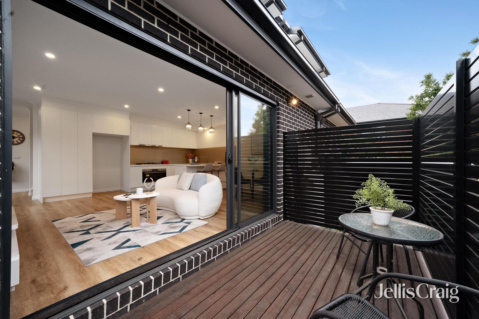 2 Ferguson Street, Mitcham image 9