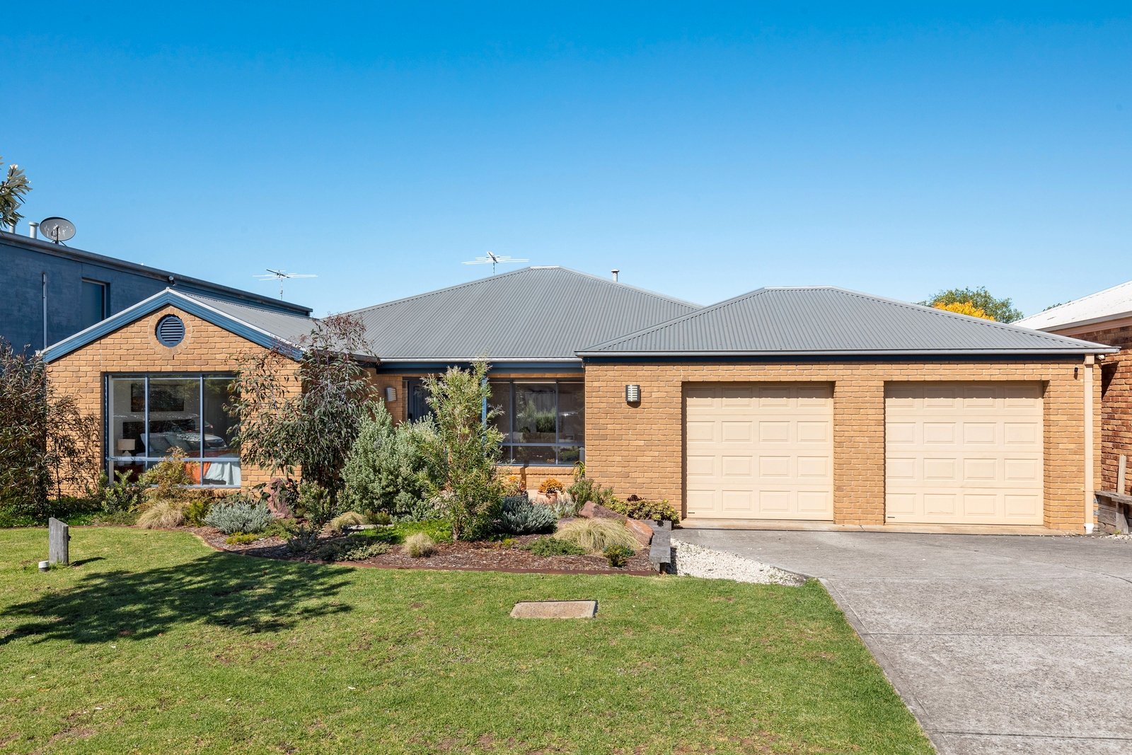 Property Gallery - Main Image