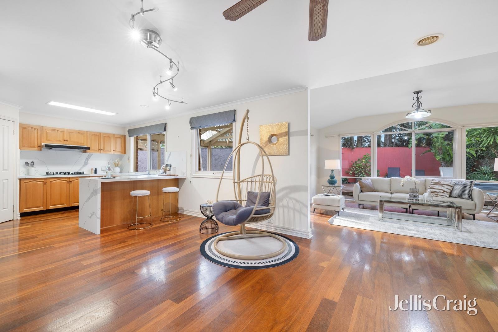 2 Ferrier Court, Rowville image 4
