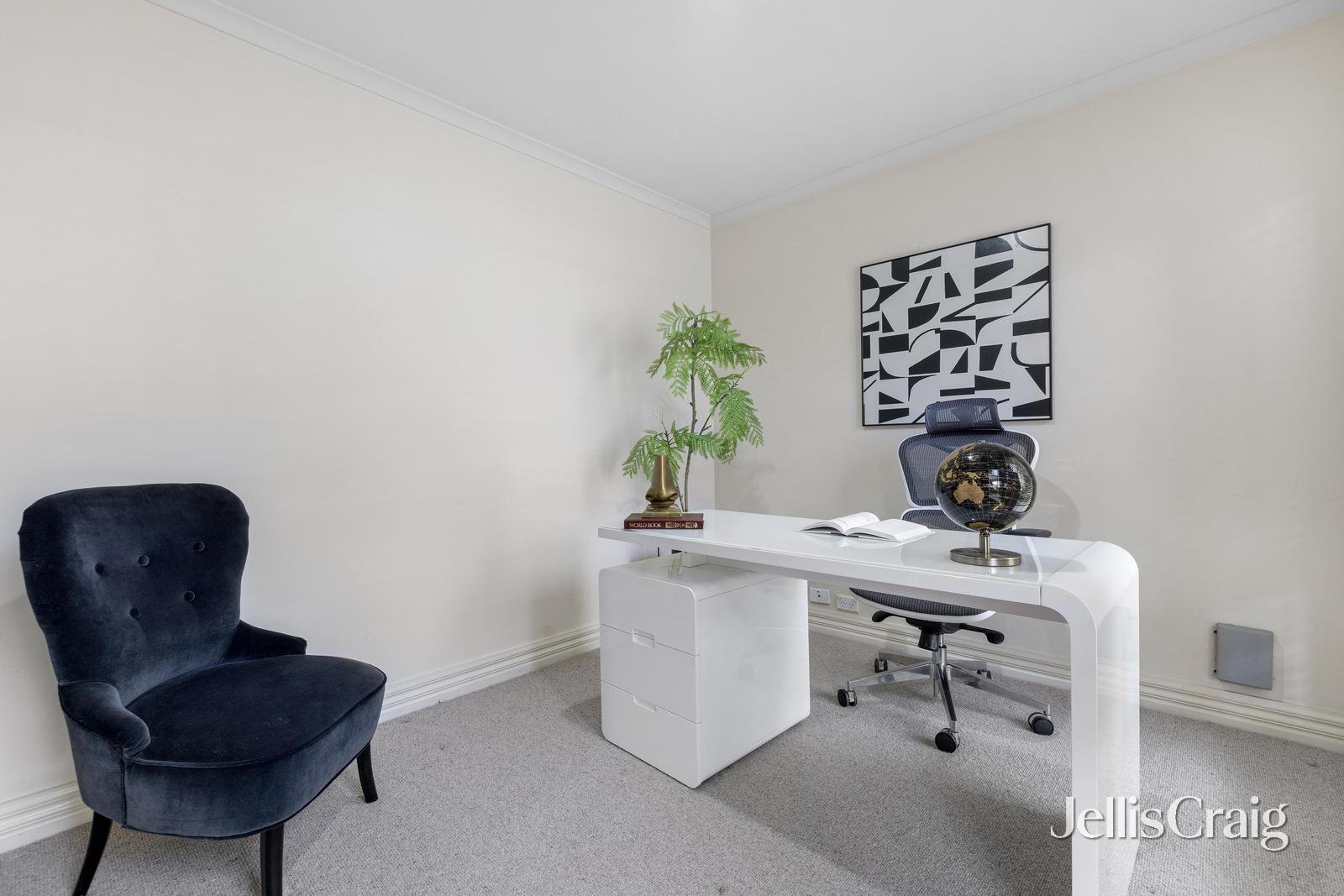 2 Ferrier Court, Rowville image 22