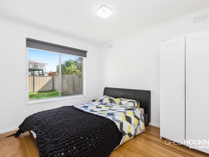 2 Finley Road, Altona image 9