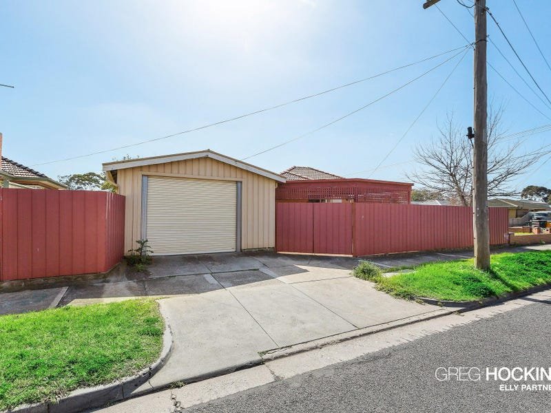 2 Finley Road, Altona image 13