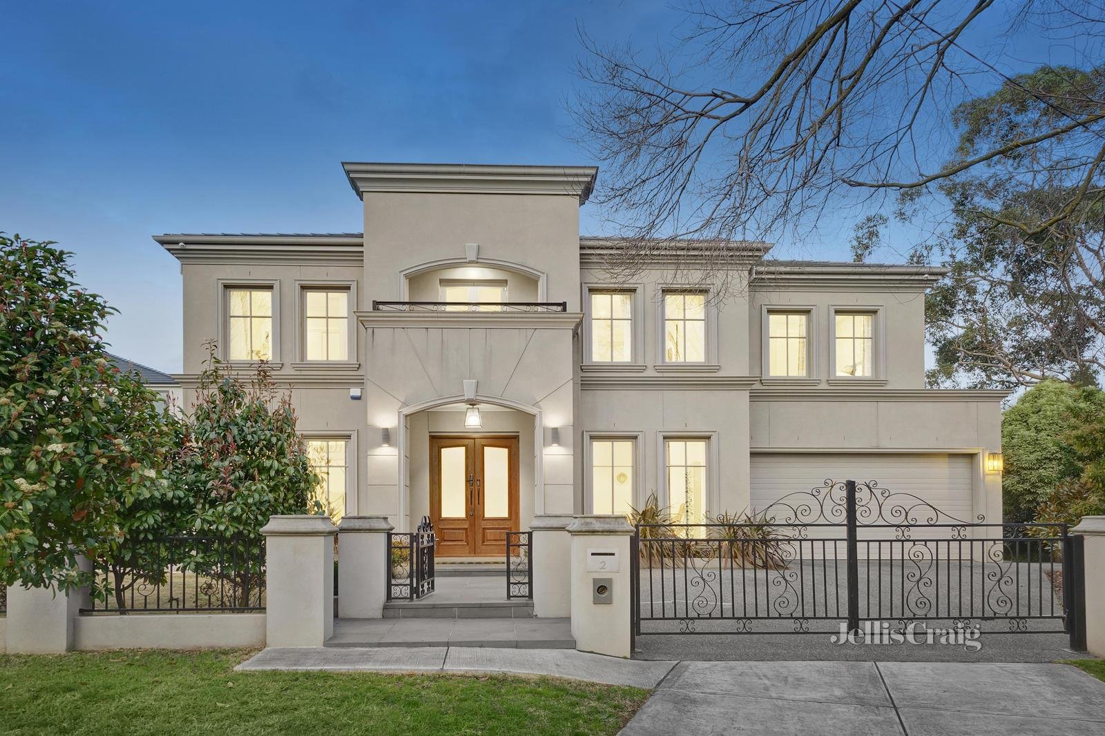 2 Fir Court, Mount Waverley image 1