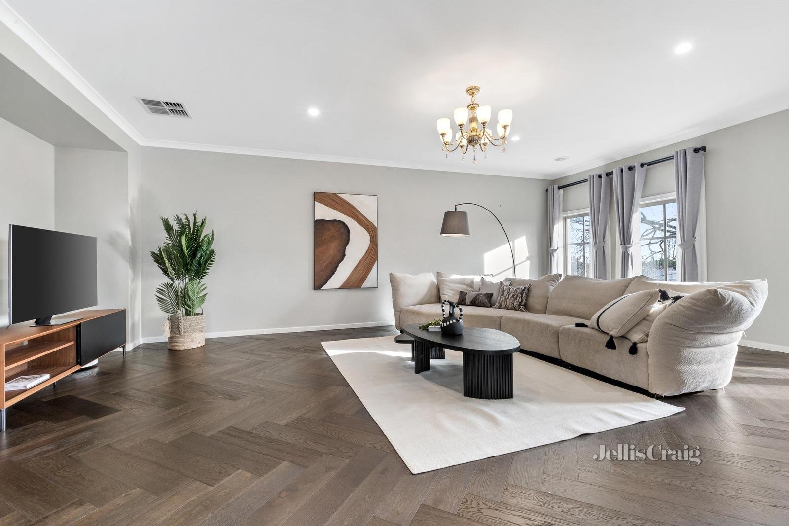 2 Fir Court, Mount Waverley image 2