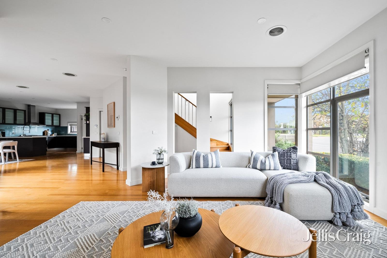 2 Florence Street, Williamstown image 4
