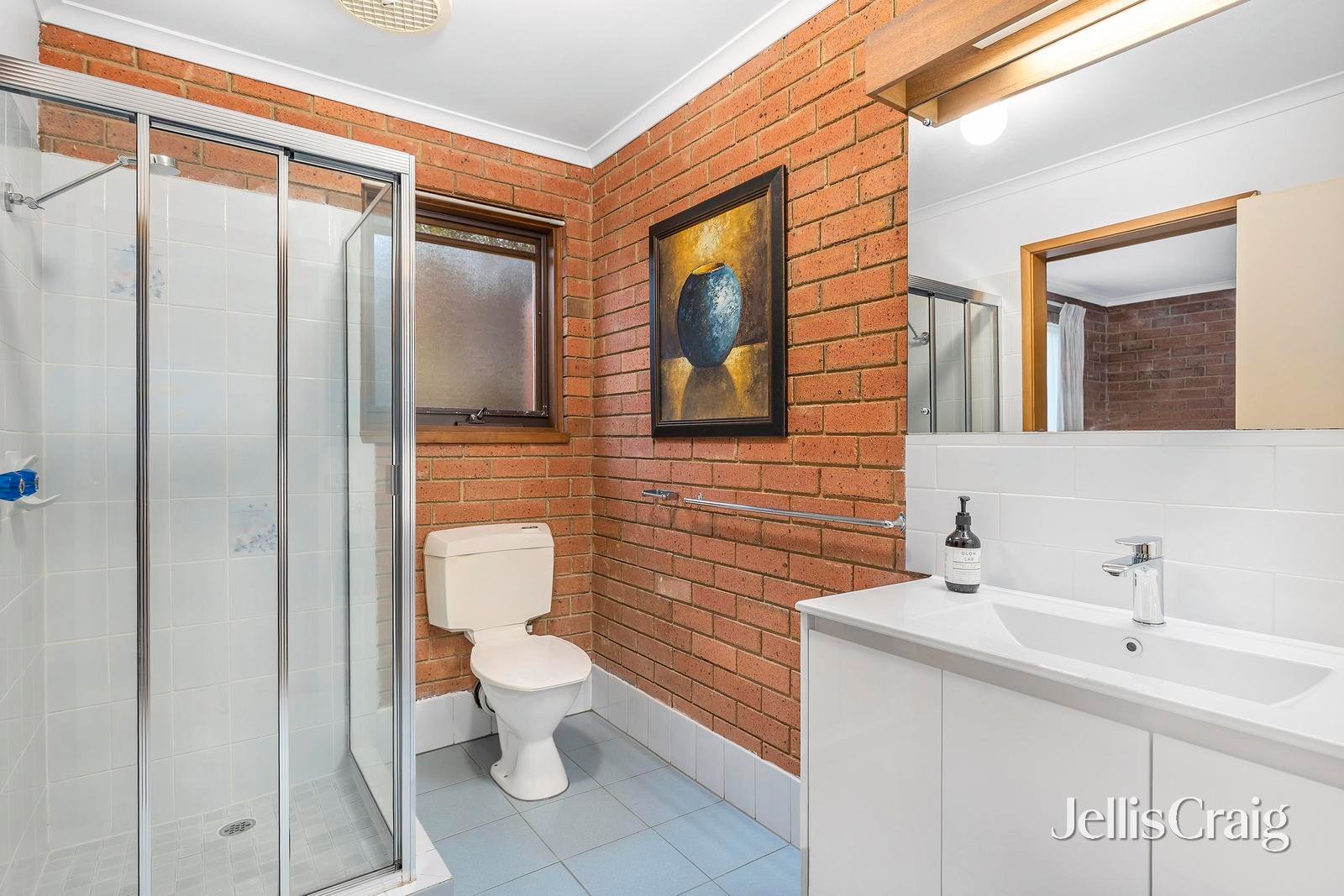 2 Forest Court, Croydon image 12