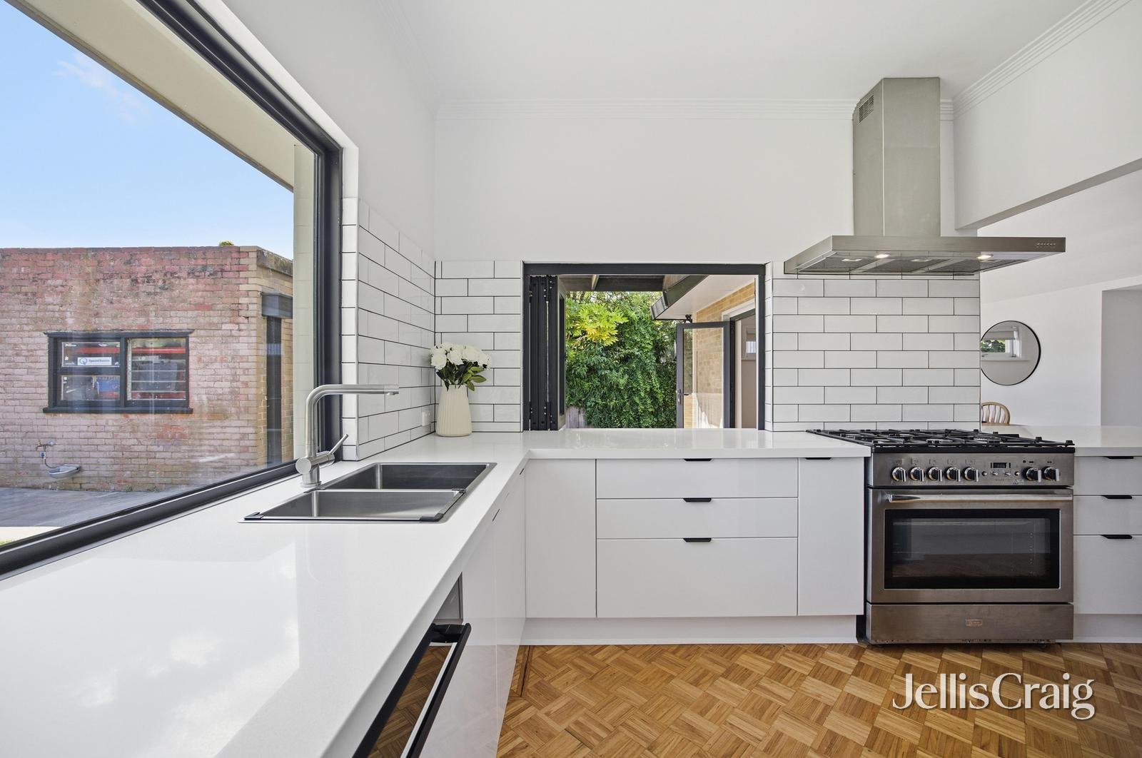 2 Form Street, Wendouree image 2
