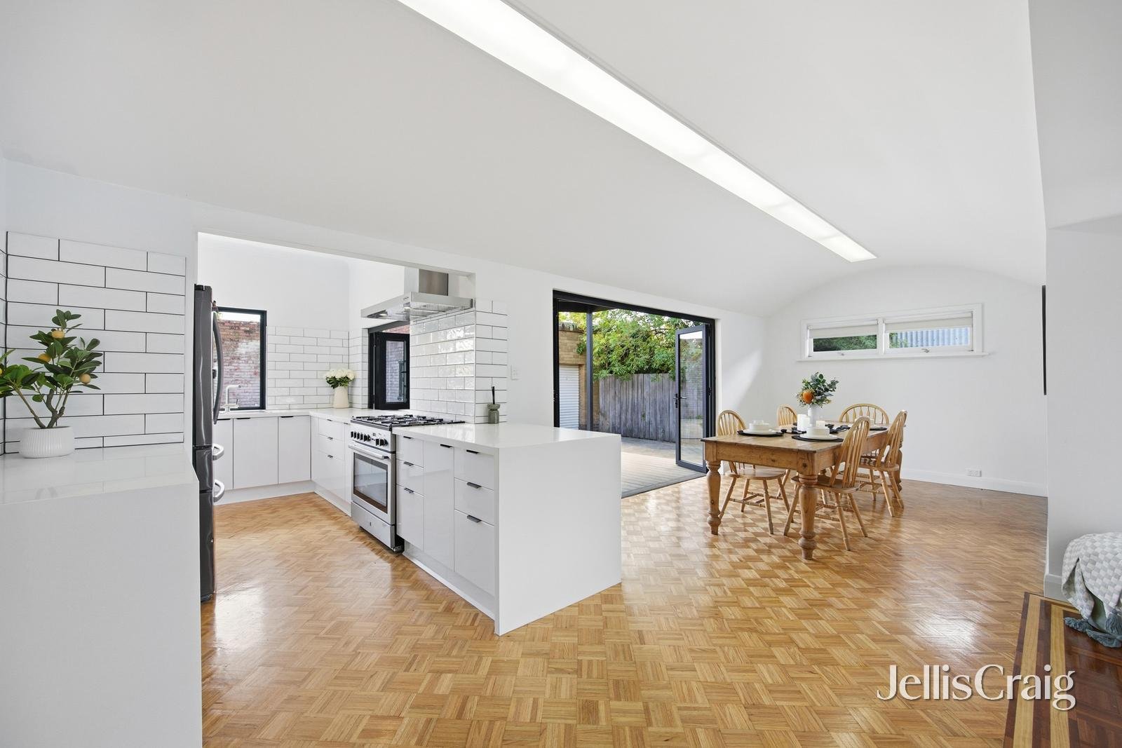 2 Form Street, Wendouree image 5