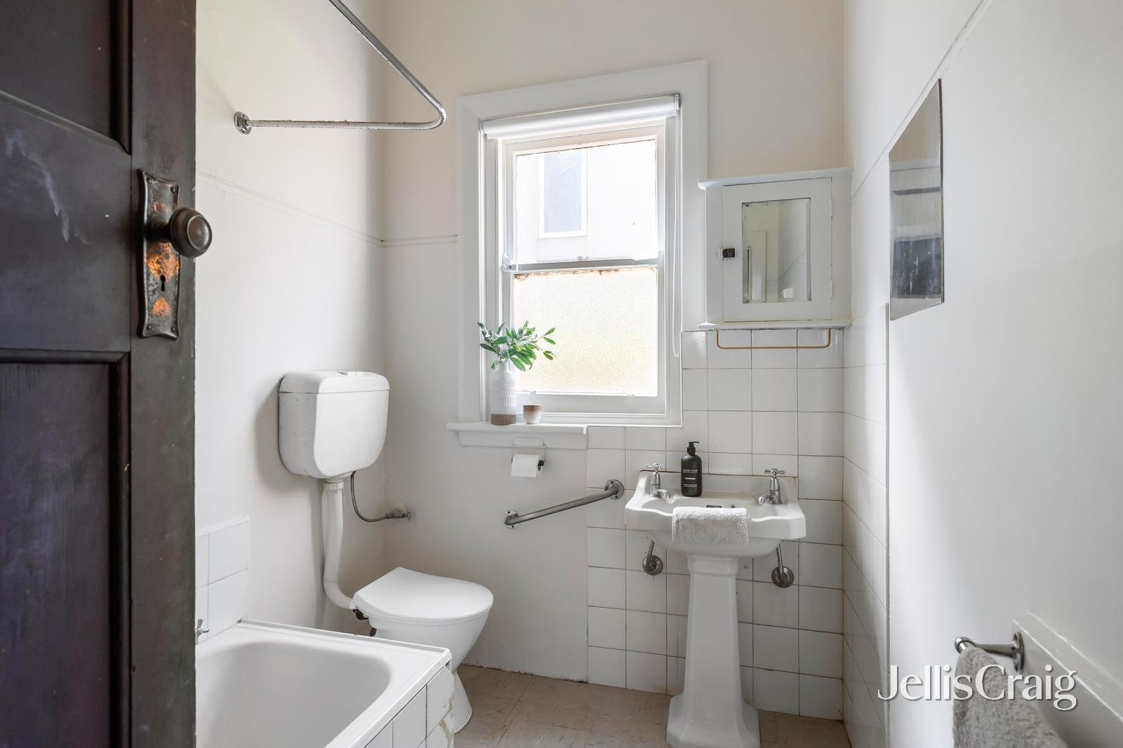 2 Forster Avenue, Malvern&nbsp;East image 12