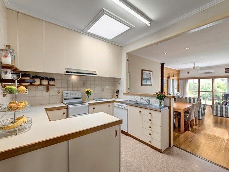 2 Fortune St, Box Hill North image 3
