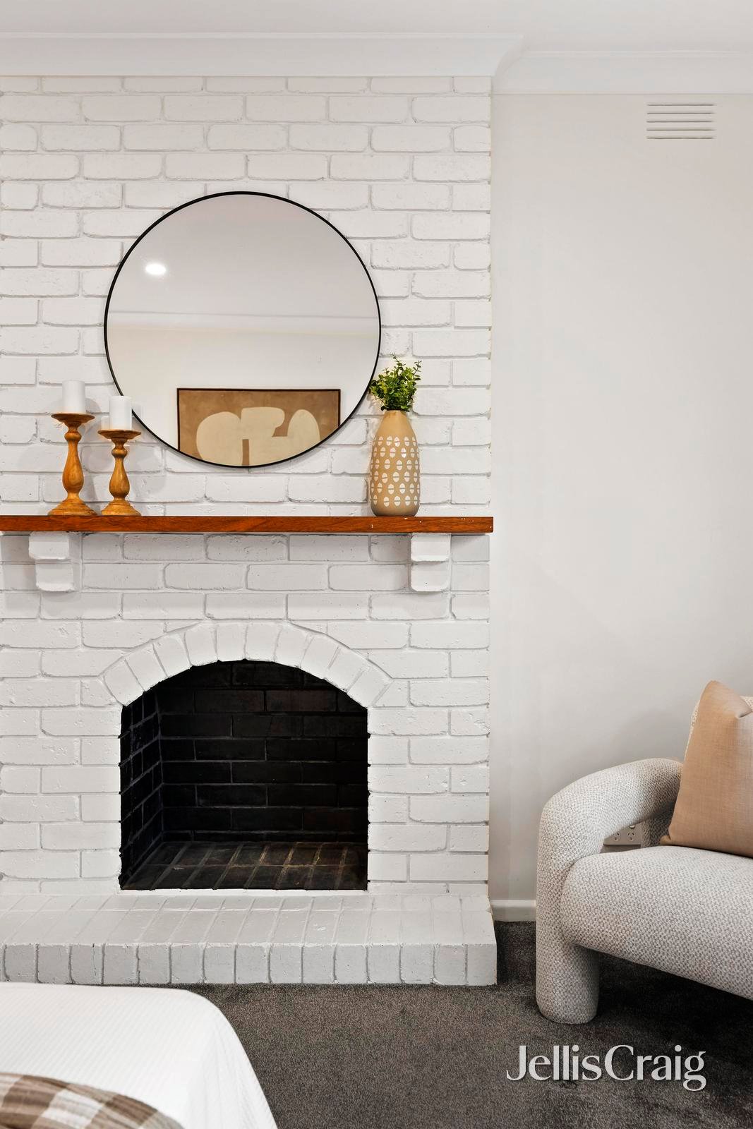 2 Frank Street, Vermont image 11