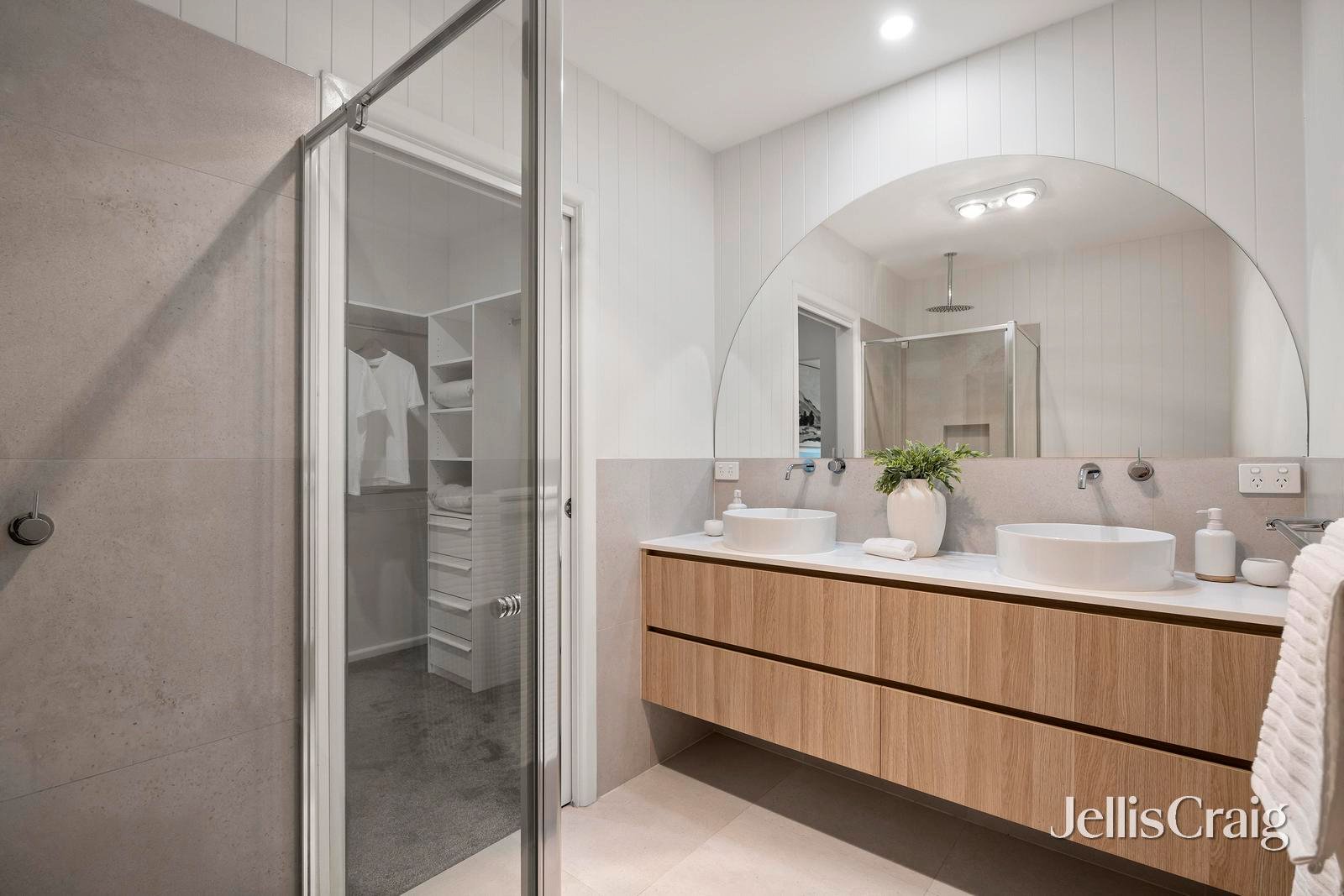 2 Frank Street, Vermont image 13