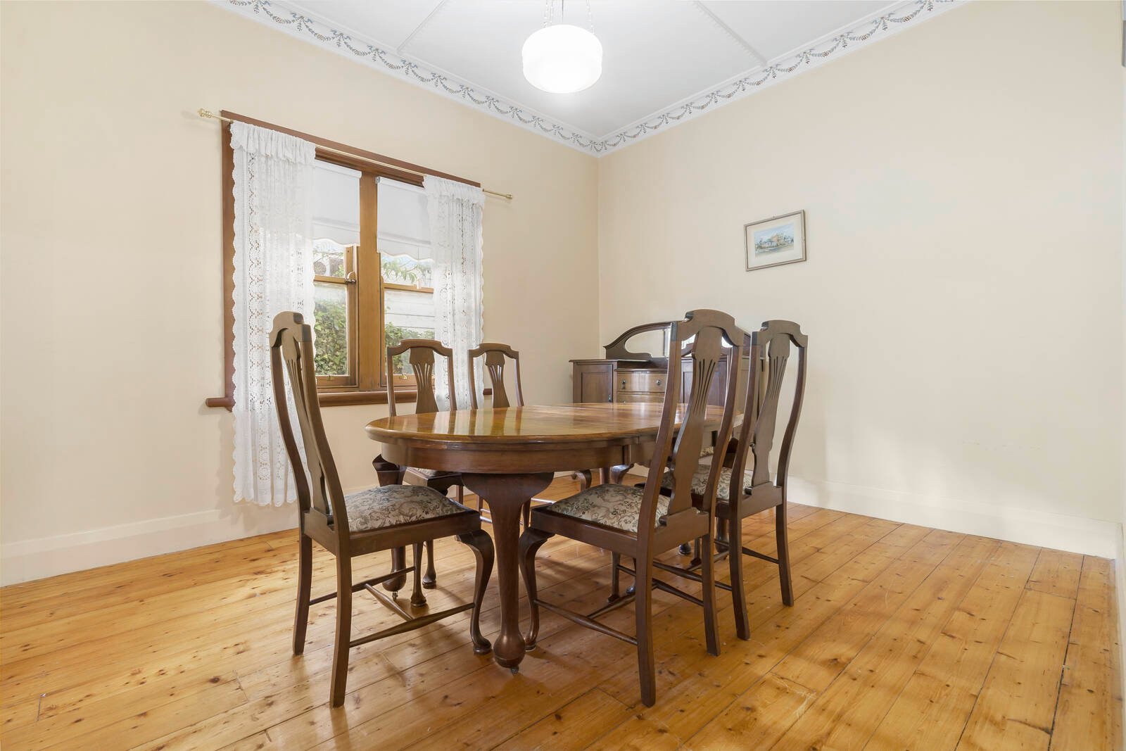 Property Gallery Thumbnail 3