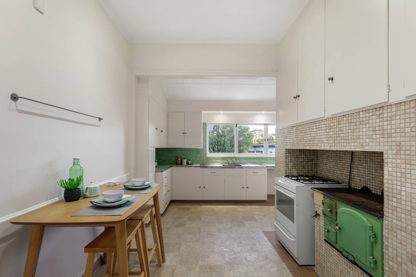 2 Fuller Avenue, Glen Iris image 5