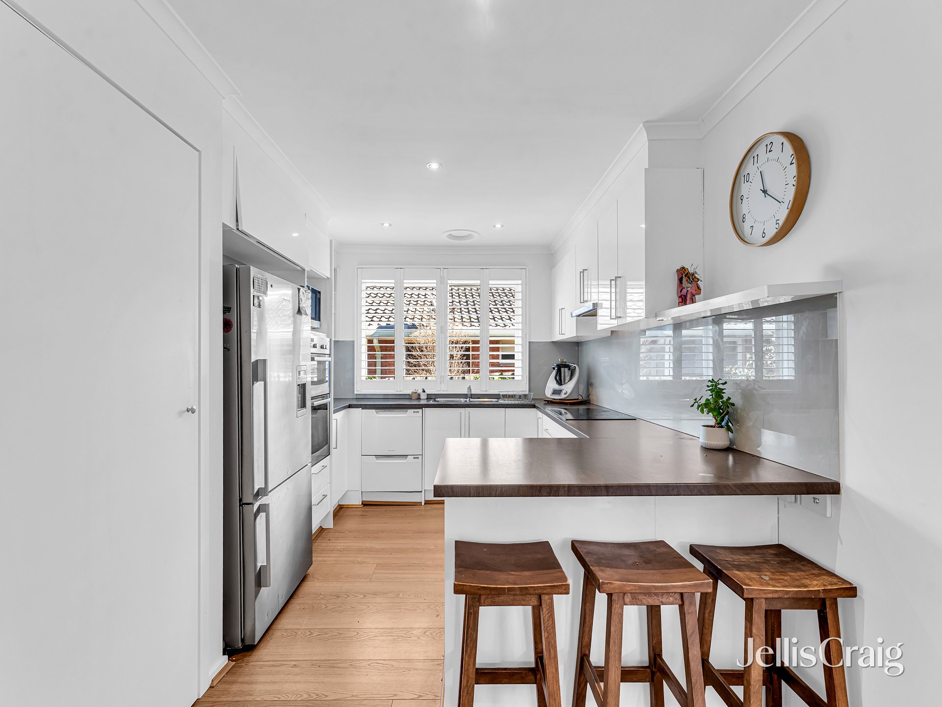 2 Gareth Court, Glen&nbsp;Waverley image 1