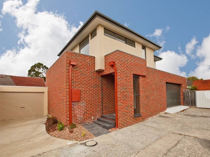 2 Garrawang Lane, Burwood East image 2
