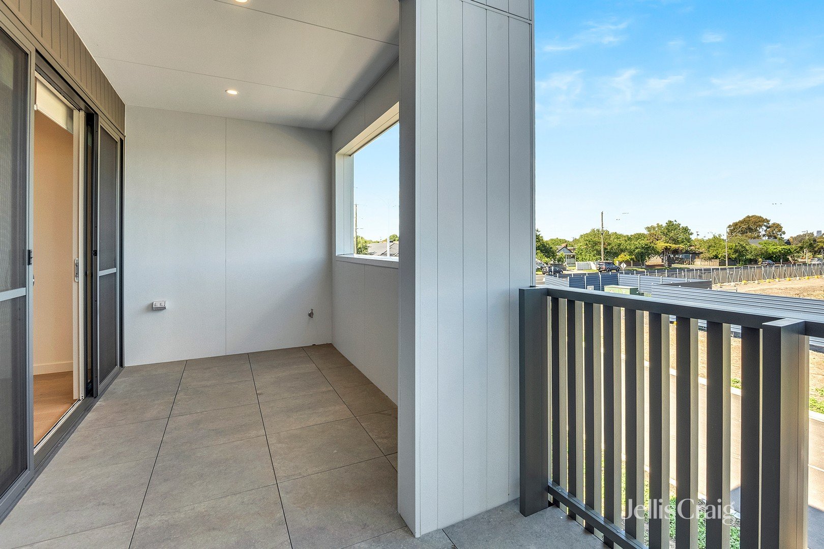 2 Ginning Road, Yarraville image 12