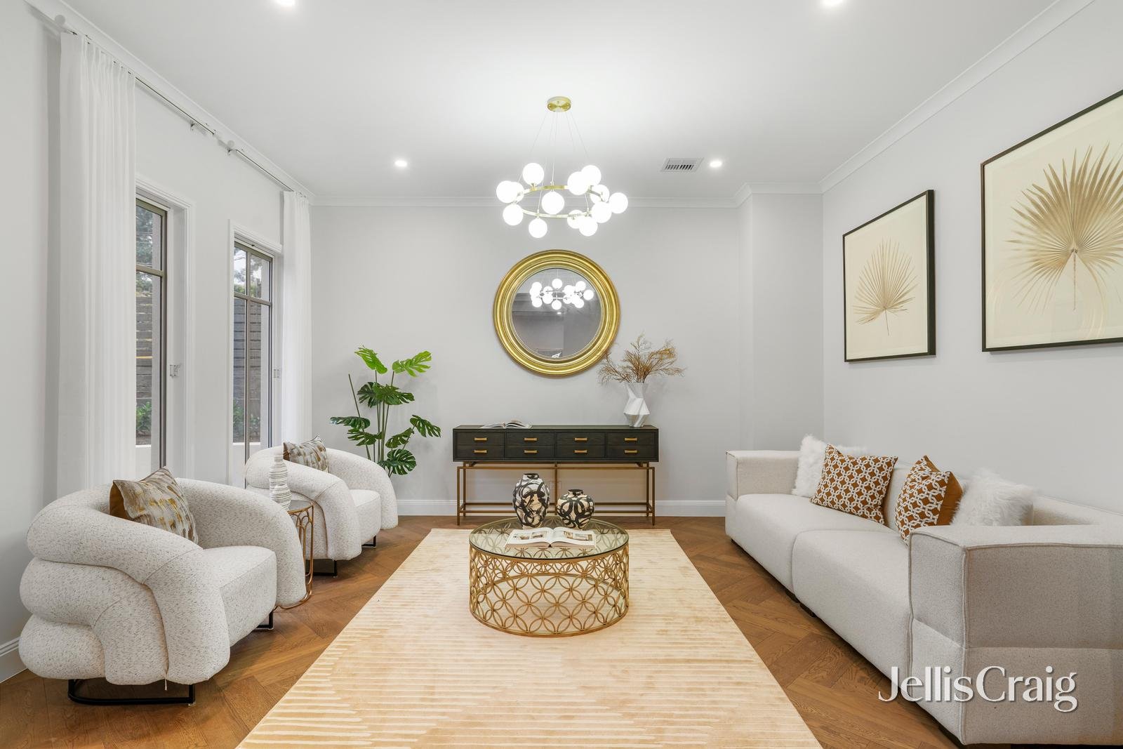 2 Glenarm Place, Mount Waverley image 2