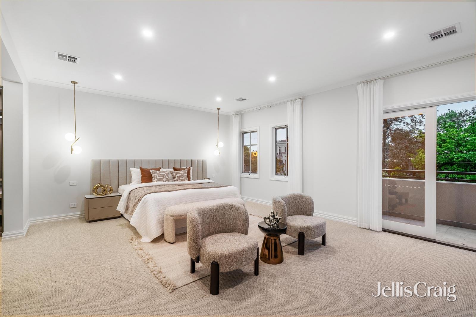 2 Glenarm Place, Mount Waverley image 8