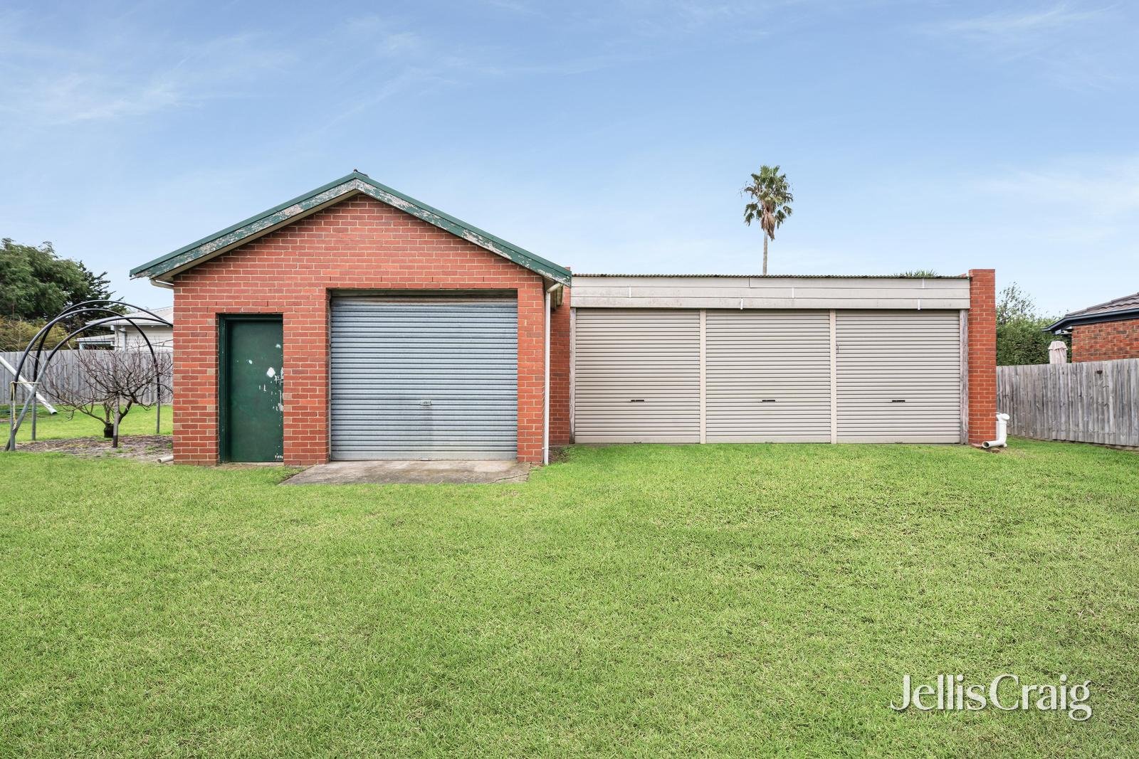 2 Glenbrook Avenue, Bonbeach image 5