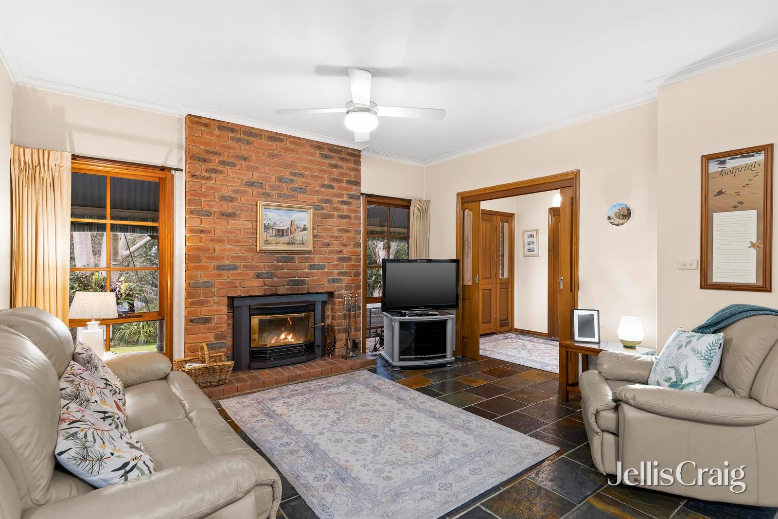 2 Glenwood Close, Donvale image 4