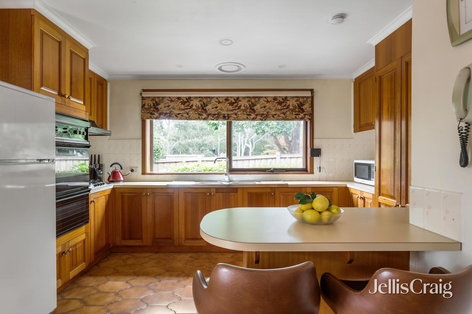2 Goold Street, Burwood image 4