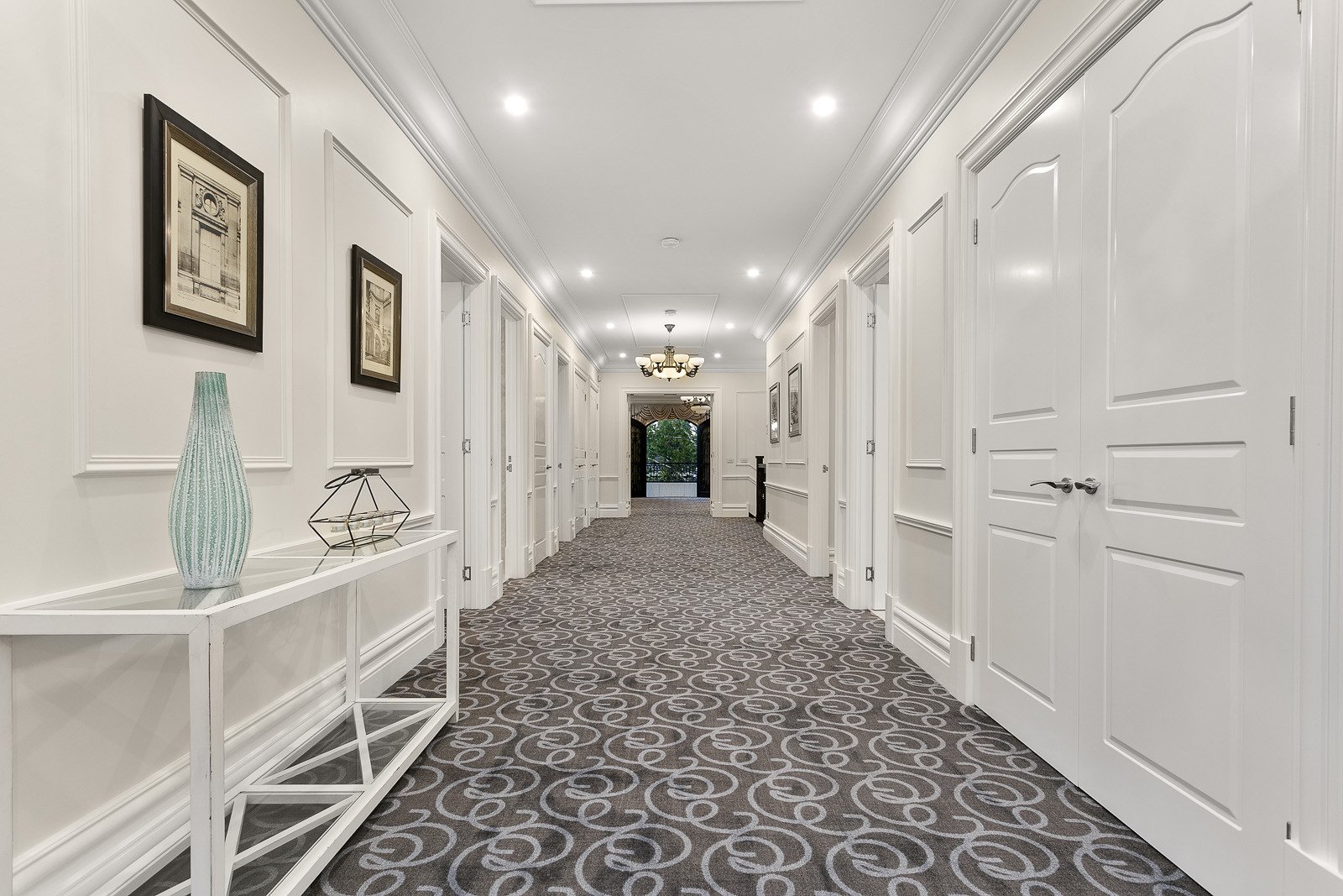 Property Gallery Thumbnail 8