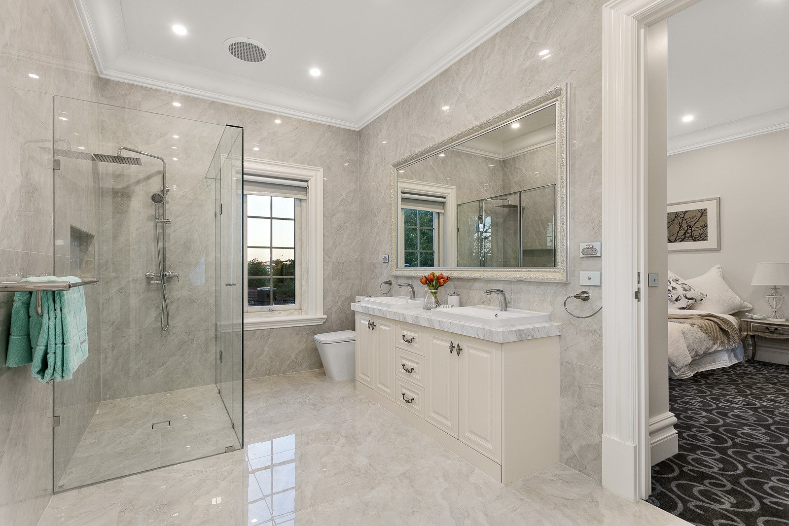 Property Gallery Thumbnail 10