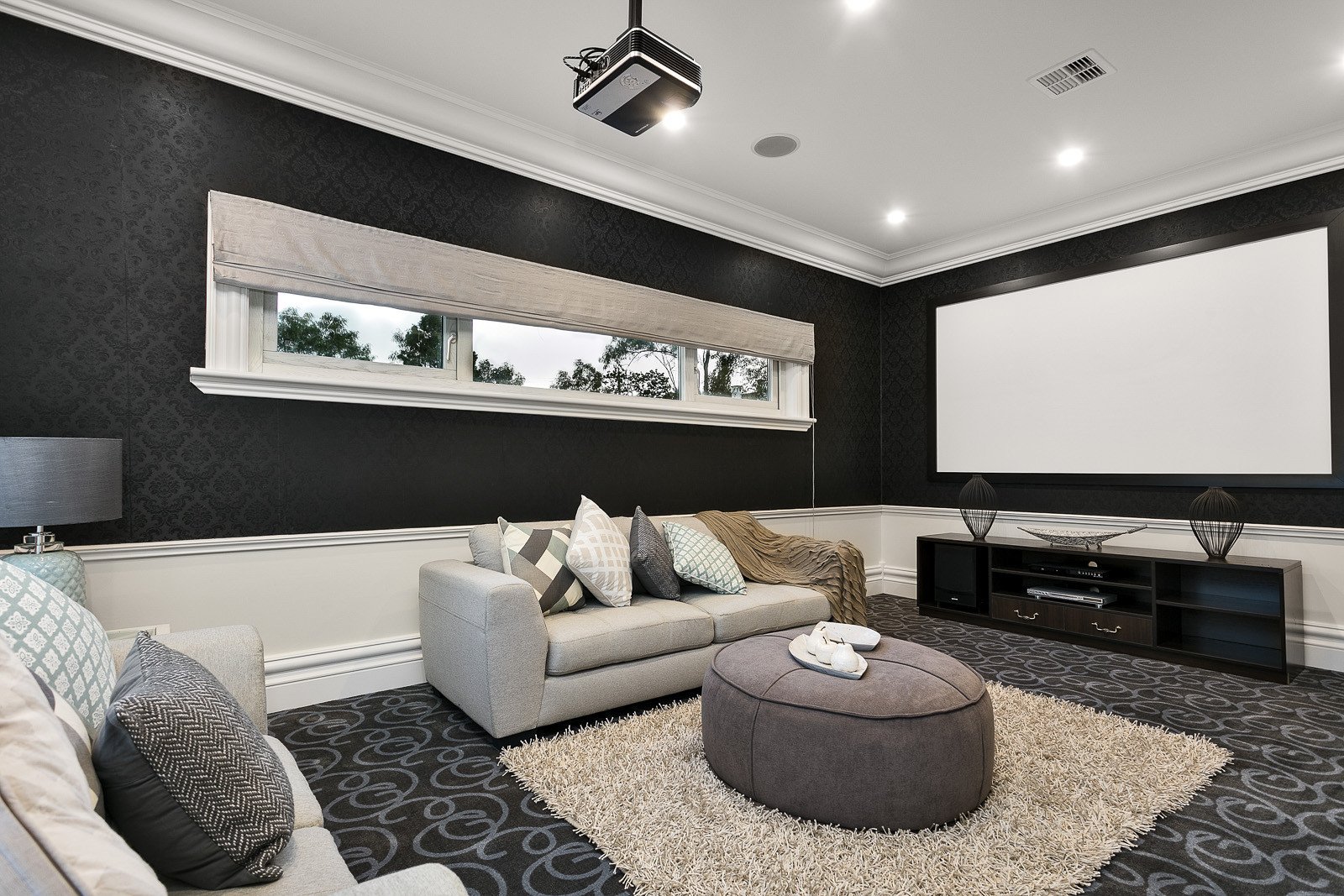 Property Gallery Thumbnail 13