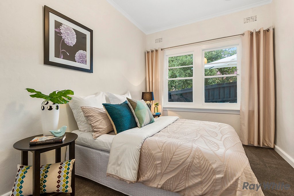 2 Grandview Road, Box Hill South image 6